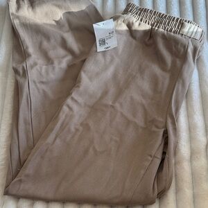 Women’s tan trousers